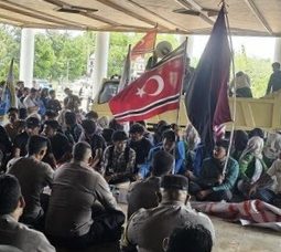 Gempar di Aceh! Bendera Bulan Bintang Picu Kericuhan, Pemerintah & DPR Turun Tangan Minta Kepastian Hukum